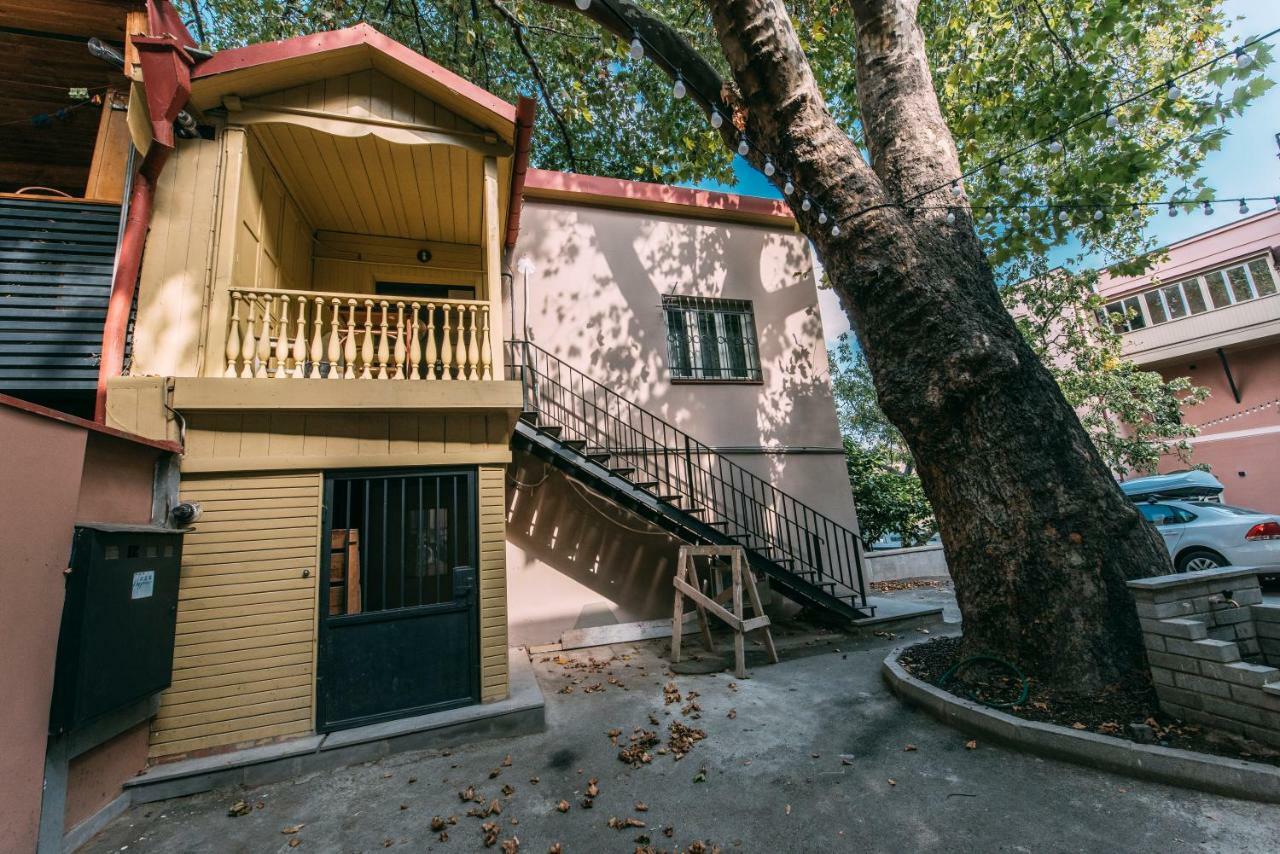Atoneli Apartment Hotel Tbilisi Exterior photo